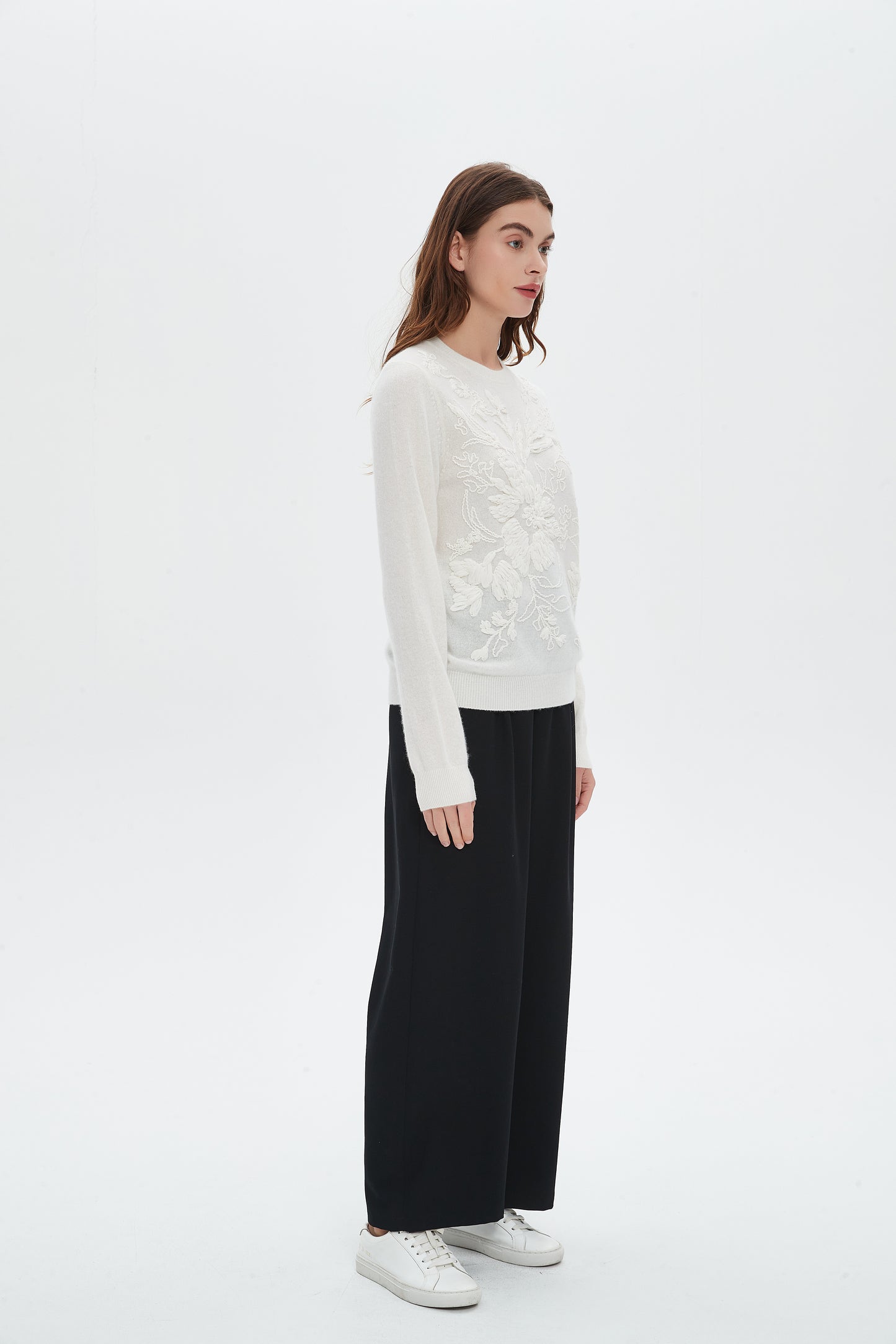 Embroidered cashmere sweater